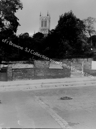 CATHEDRAL FROM POTTERGATE